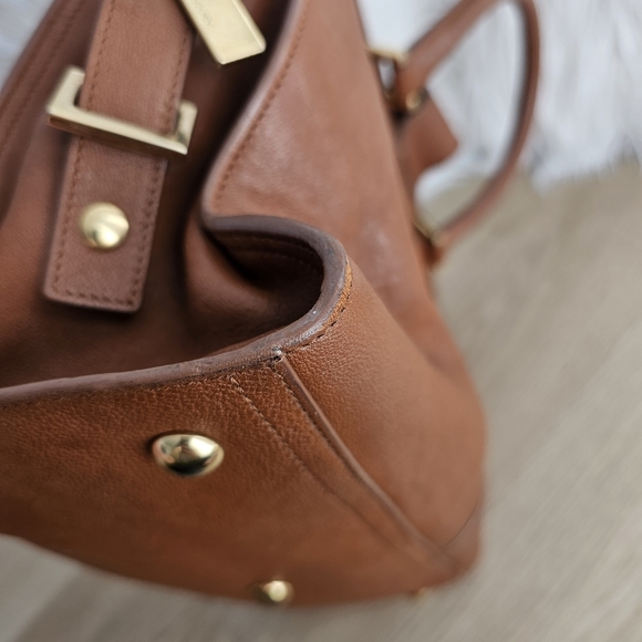 SOLD⚠️ Authentic Yves Saint Laurent Cabas chyc - Picture 15 of 17